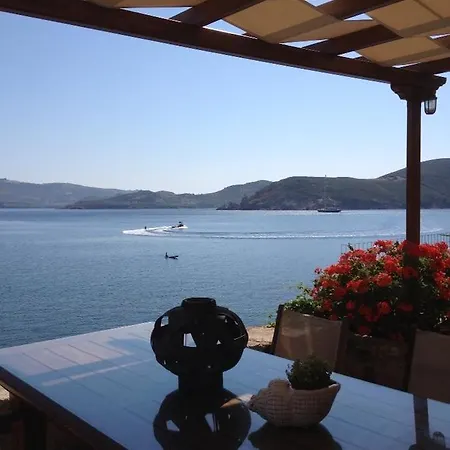 Liginou And Suites Villa *
