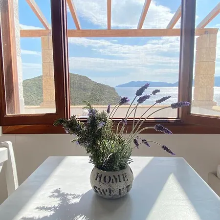 Villa Liginou And Suites *