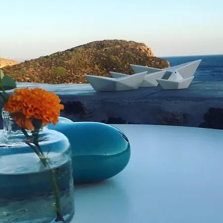 Villa Liginou And Suites