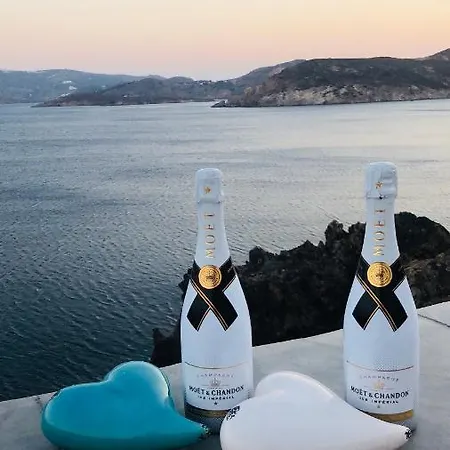 Liginou And Suites Kambos (Patmos)